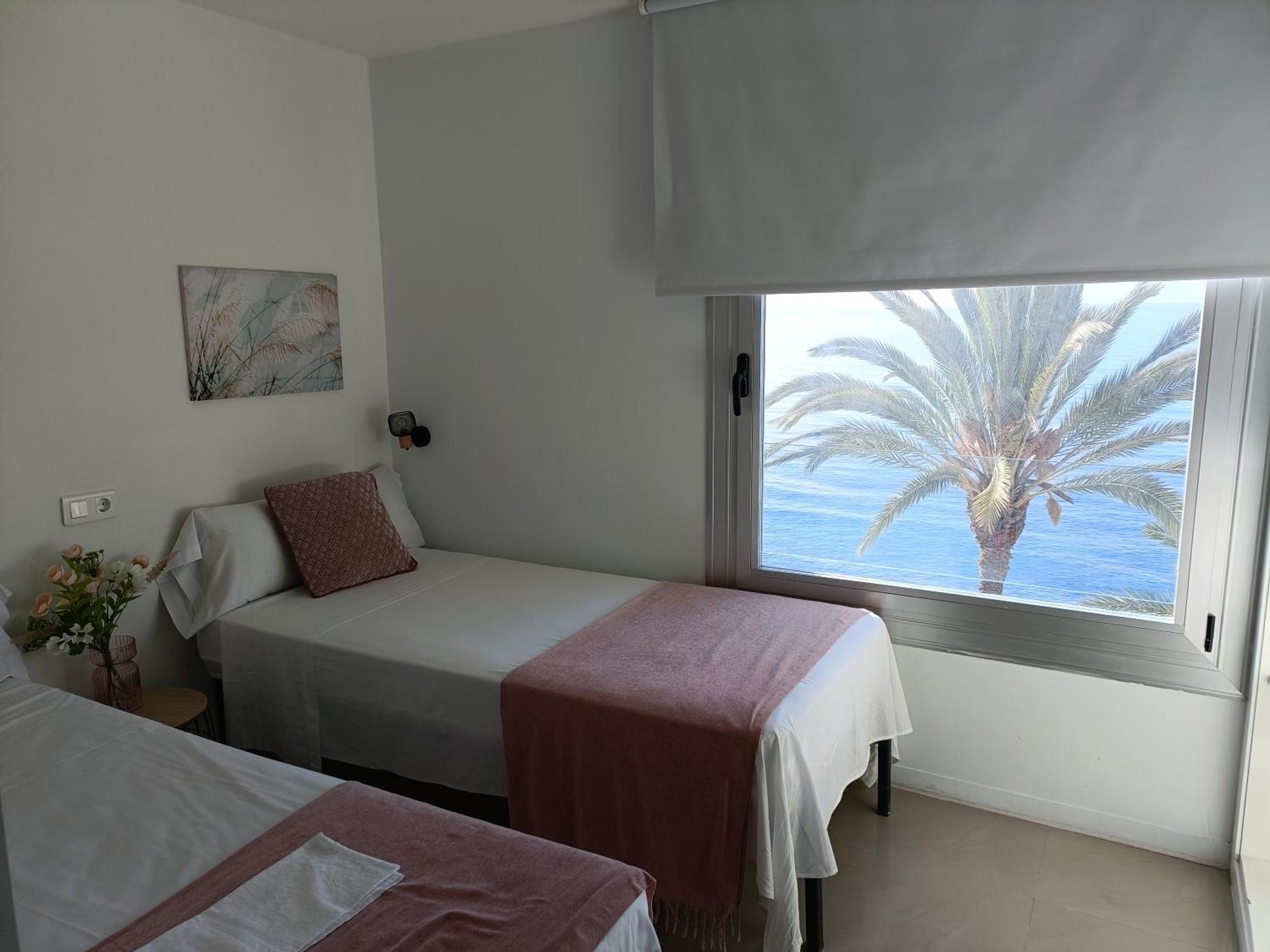 Superb Sea View Apartment Alicante Luaran gambar