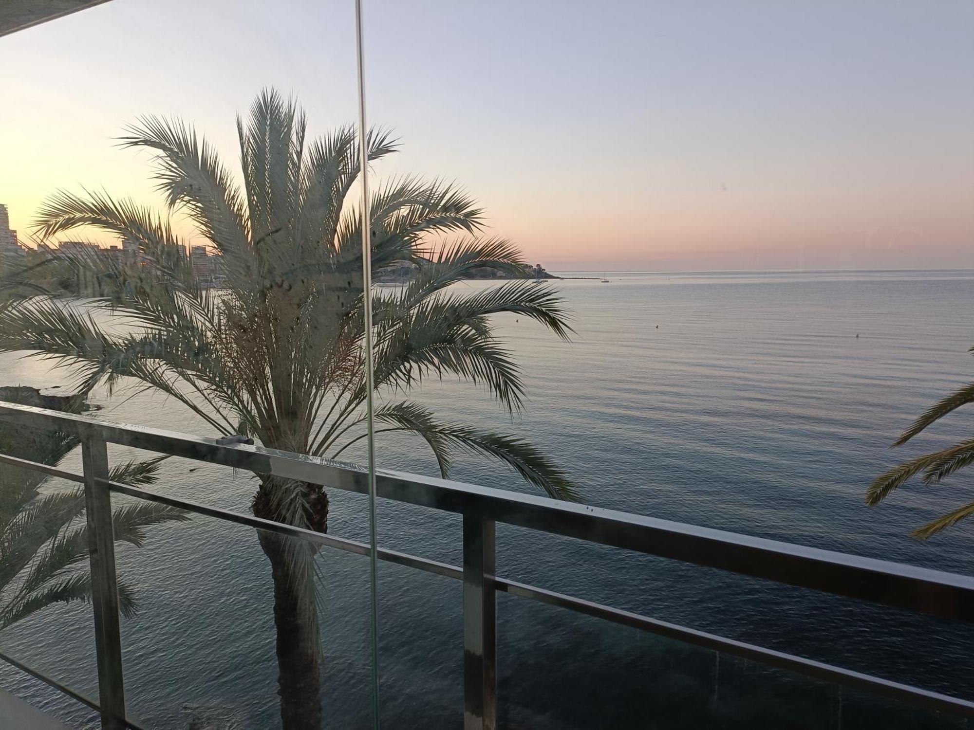 Superb Sea View Apartment Alicante Luaran gambar
